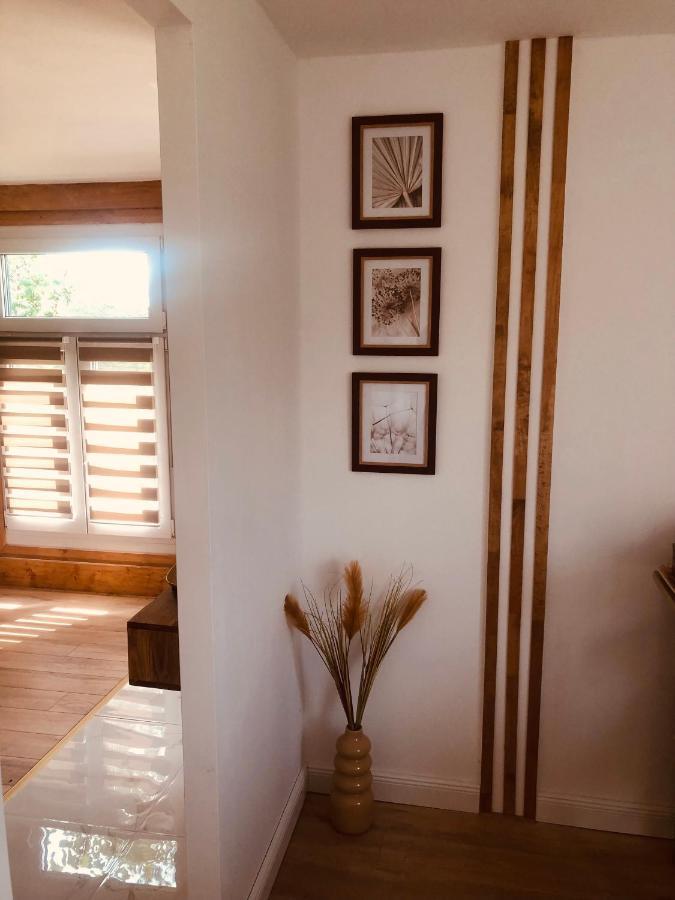 Fahaz A Kilatonal Woodhouse Lux Near Koszeg 6km Szombathely 10km Buek 20km Chalet